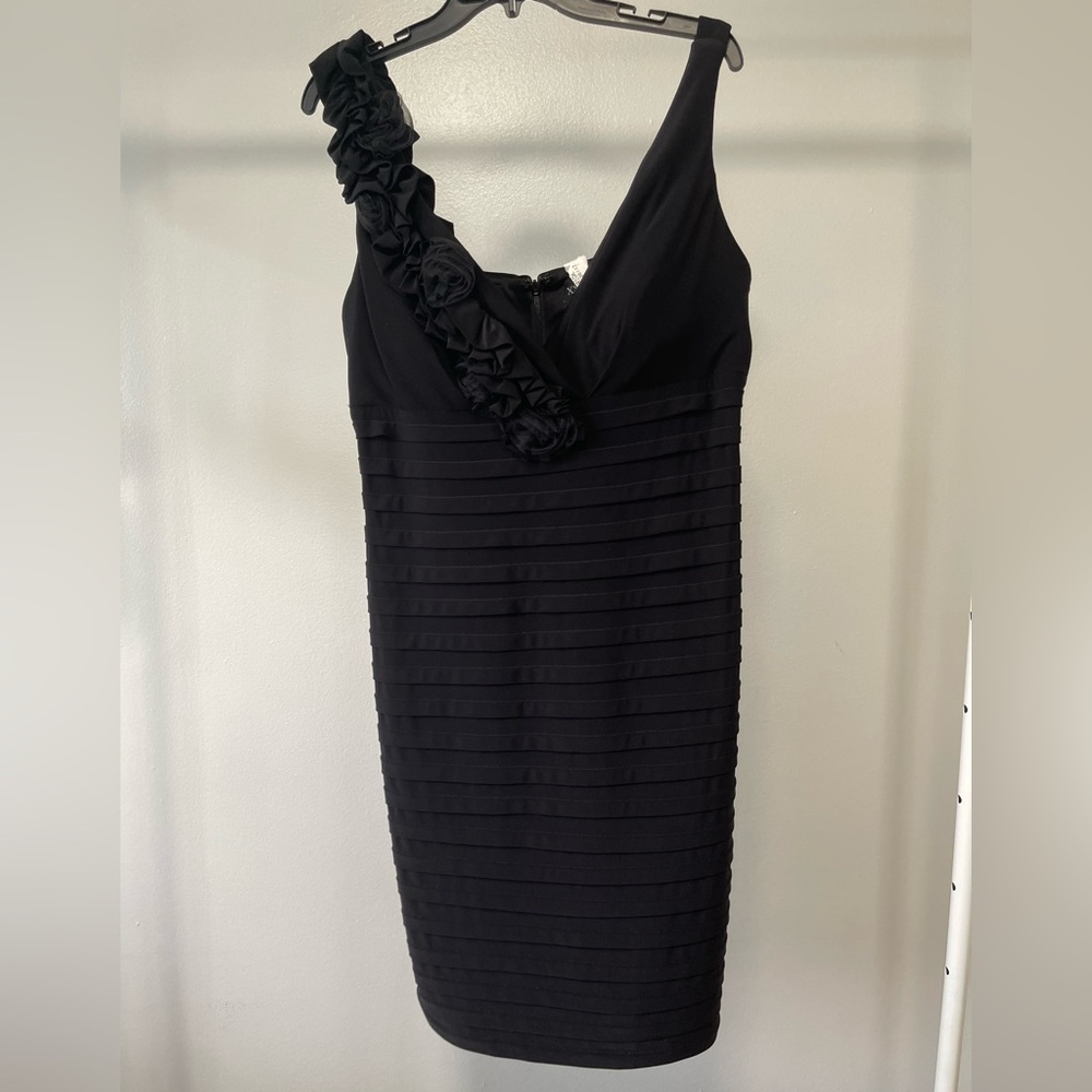 Xscape by Joanna Chen Black floral bodycon Fancy sleeveless dress